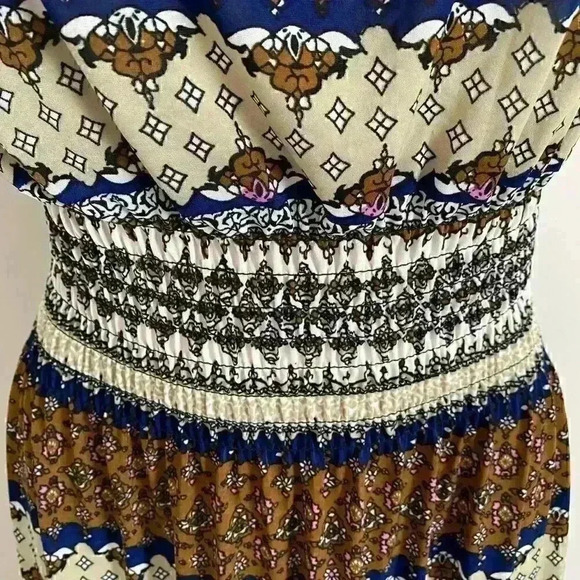 Off Shoulder Maxi Dress - Picture 4 of 8